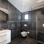 Graefin Villa *