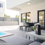 Graefin Villa *