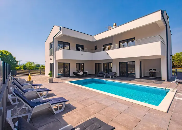 Graefin Vila Malinska